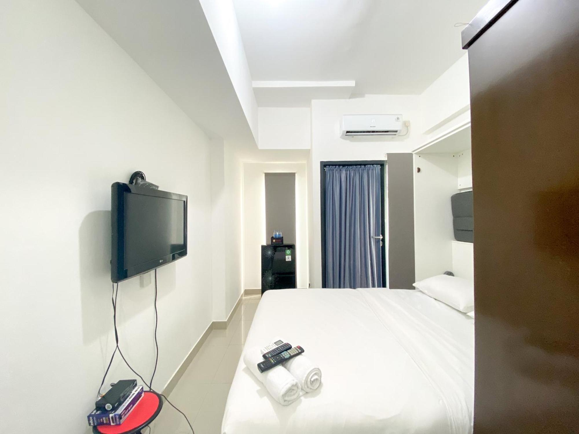Restful And Tidy Sayana By Travelio Bekasi